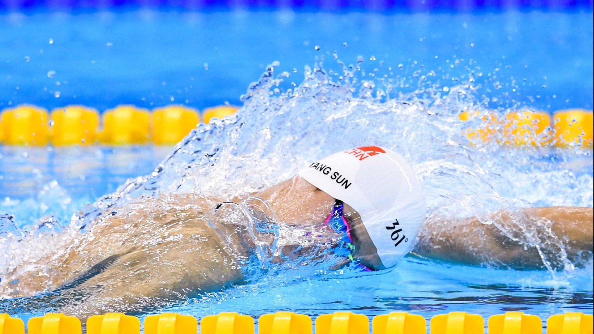 九游sports-张雨霏与残奥运动员同台呼吁共融体育，张雨霏的奥运项目